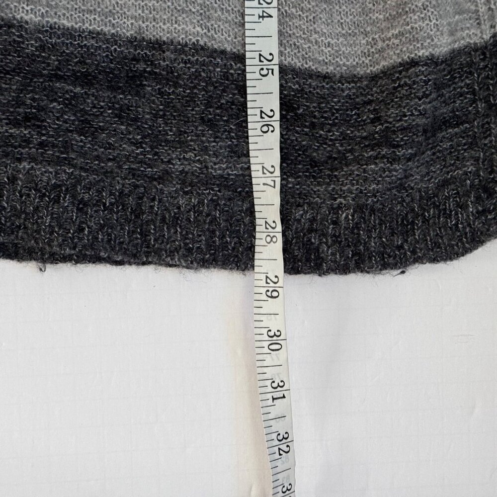 Tommy Bahama Wool Blend Color Block Grey Sweater Soft Women's Size XL GUC - Picture 9 of 9